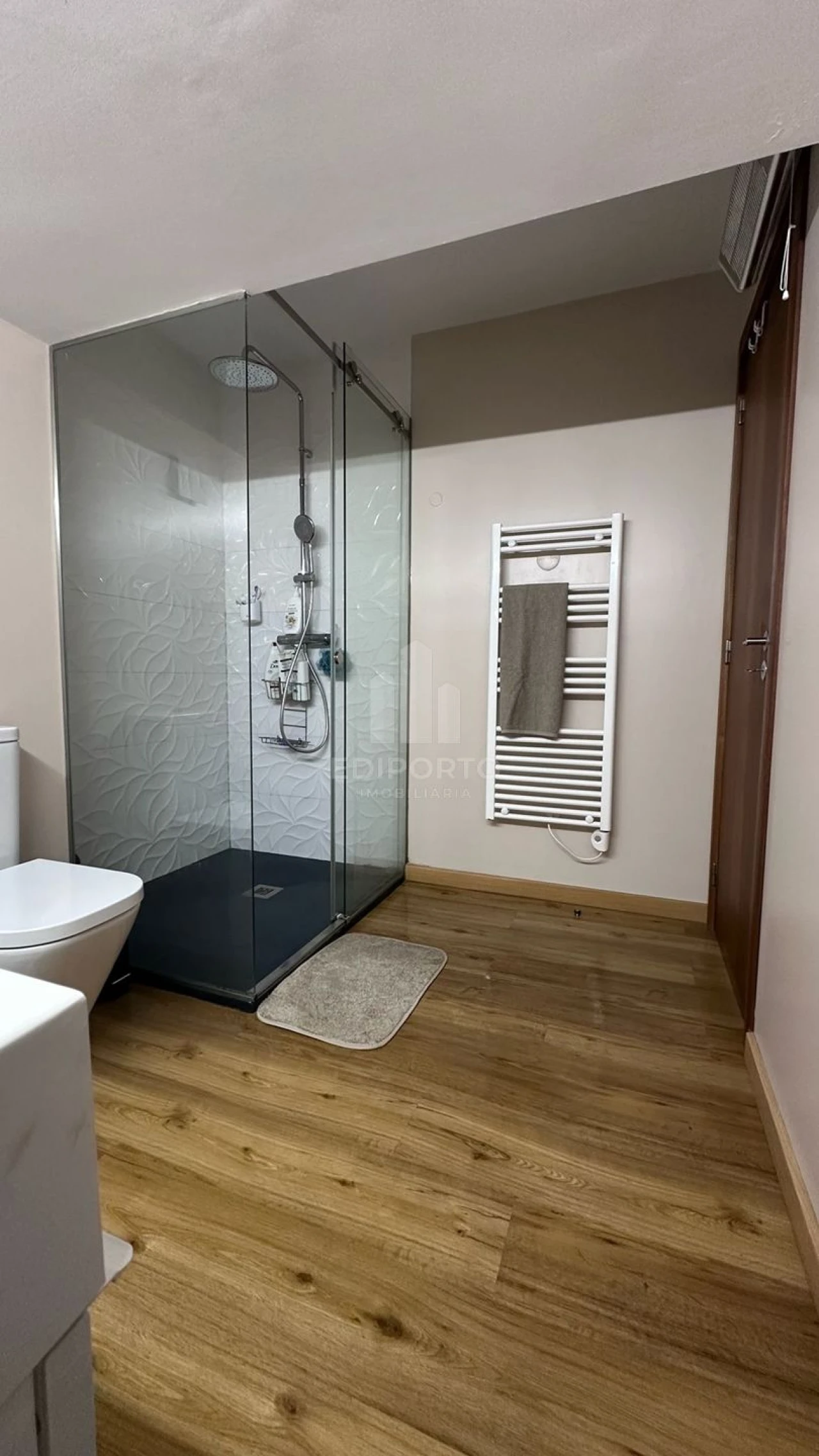 Apartamento T4 para Venda em Madalena Foto 10