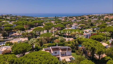 Moradia T5 para Venda em Loule (São Clemente)