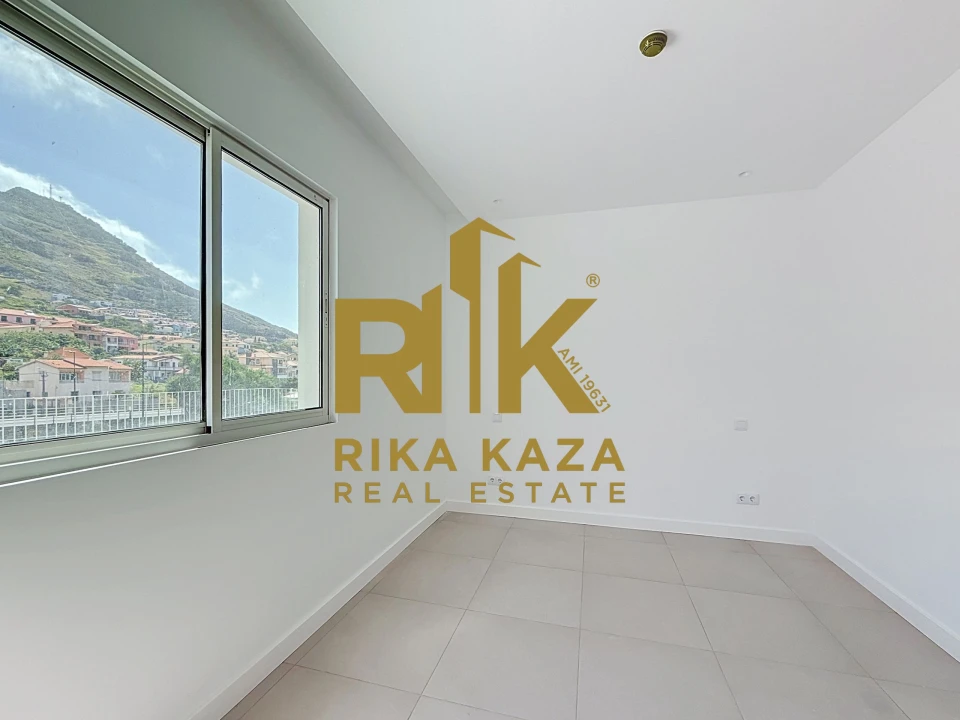 Apartamento T2 para Venda em Machico Foto 4