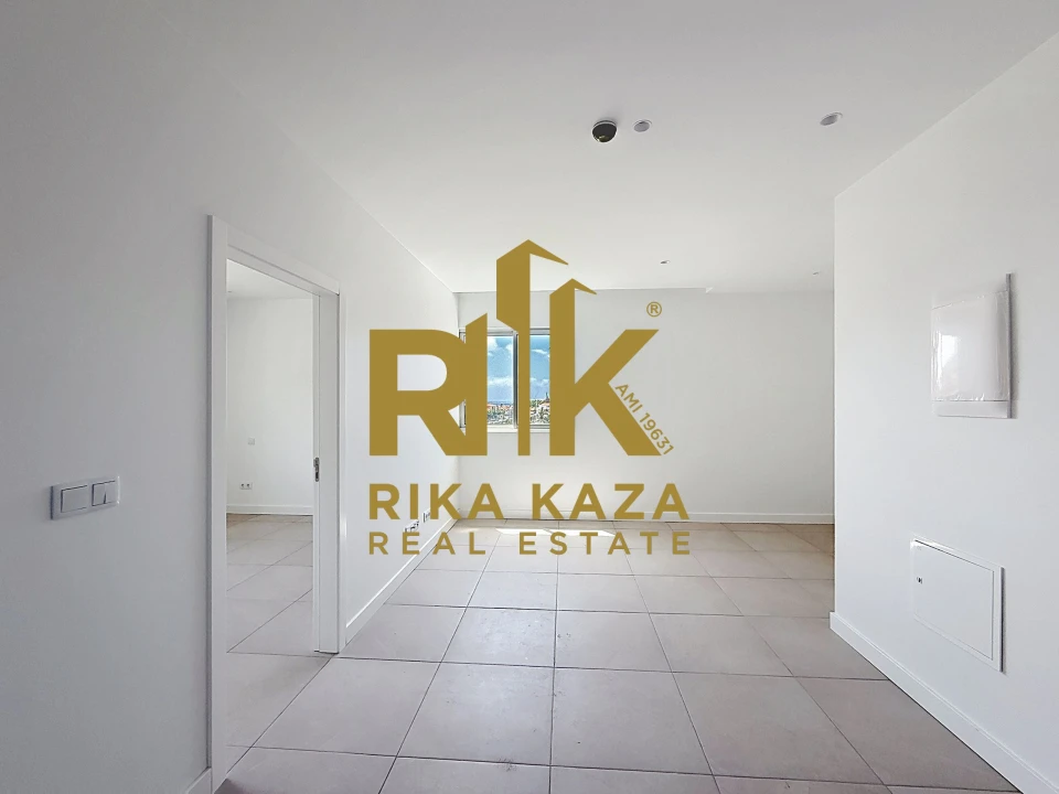 Apartamento T1 para Venda em Machico Foto 1