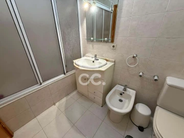 Apartamento T3 para Arrendamento em Canelas