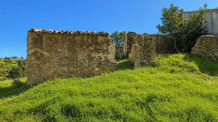 Terreno para Venda em Salir
