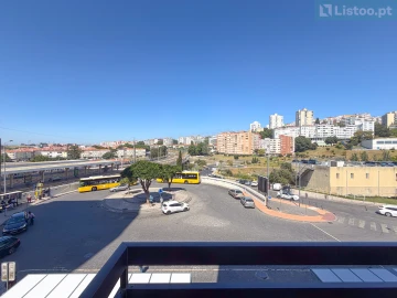 Apartamento T3 para Venda em Agualva e Mira-Sintra
