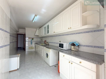 Apartamento T3 para Venda em Agualva e Mira-Sintra