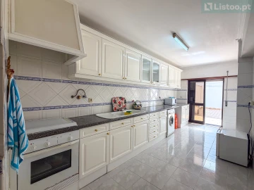 Apartamento T3 para Venda em Agualva e Mira-Sintra