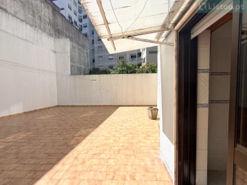 Apartamento T3 para Venda em Agualva e Mira-Sintra
