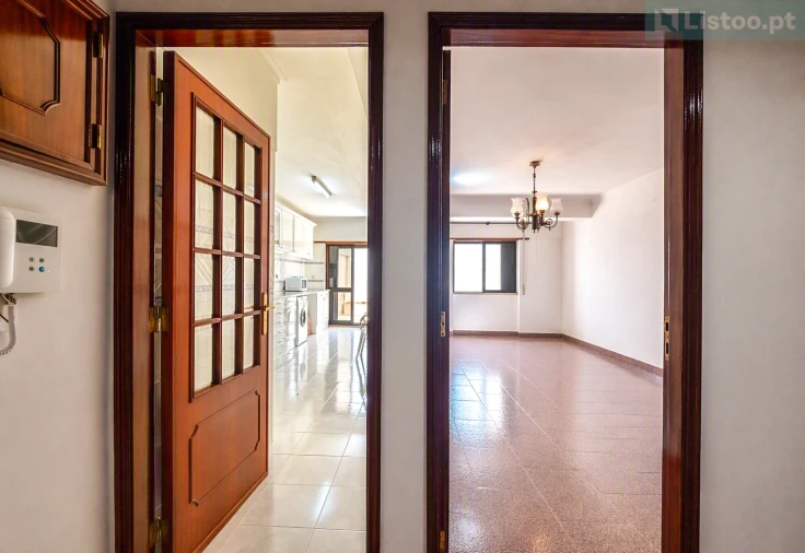 Apartamento T3 para Venda em Agualva e Mira-Sintra Foto 6