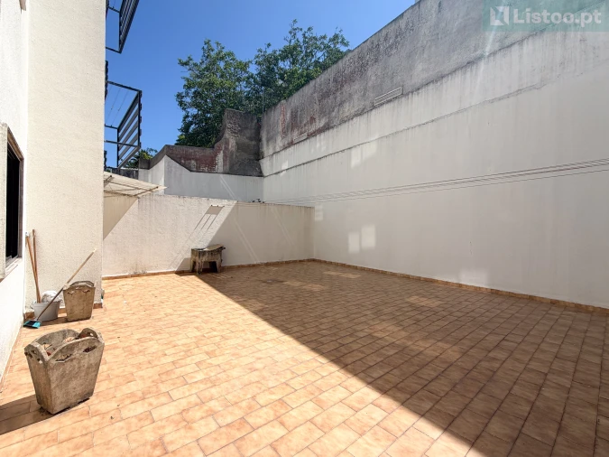 Apartamento T3 para Venda em Agualva e Mira-Sintra Foto 19