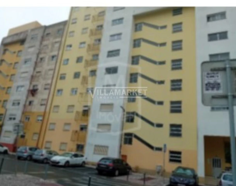 Apartamento T3 para Venda em Casal de Cambra Foto 10