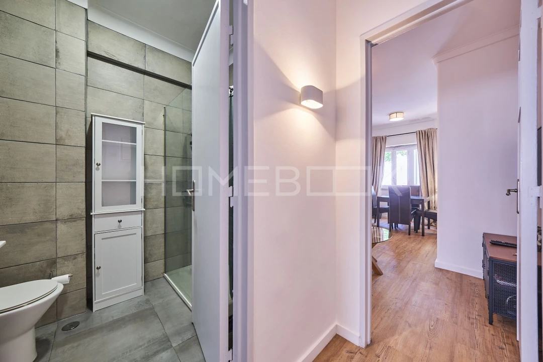 Apartamento T1 para Venda em Santo António Foto 15