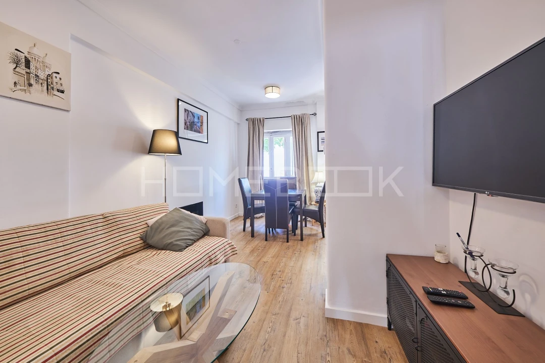 Apartamento T1 para Venda em Santo António Foto 3