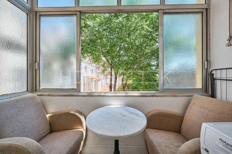 Apartamento T1 para Venda em Santo António Foto 9