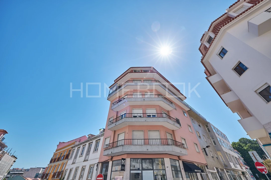 Apartamento T1 para Venda em Santo António Foto 20