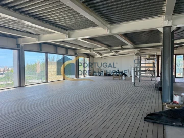 Negócio para Arrendamento em Quarteira