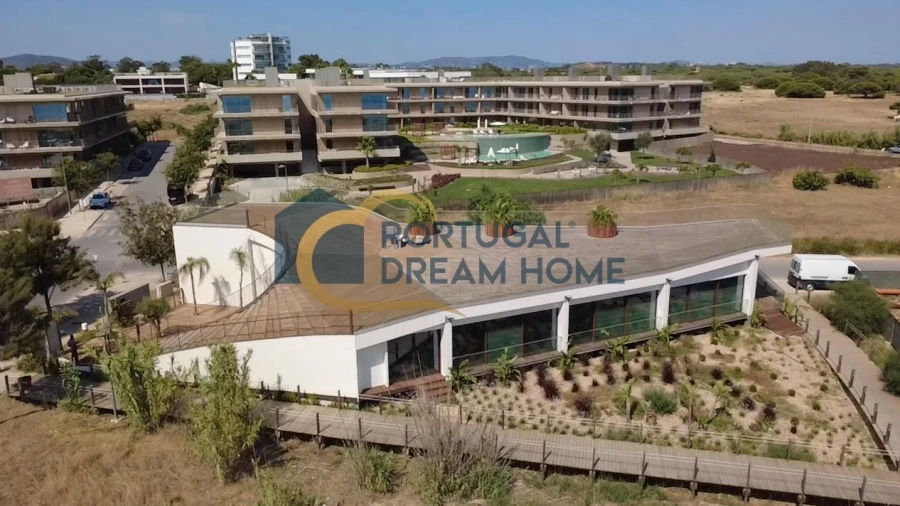 Negócio para Arrendamento em Quarteira
