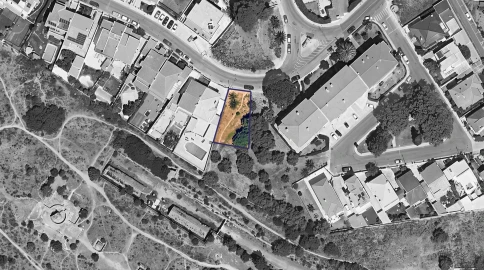 Terreno para Venda em Carcavelos e Parede