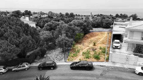 Terreno para Venda em Carcavelos e Parede