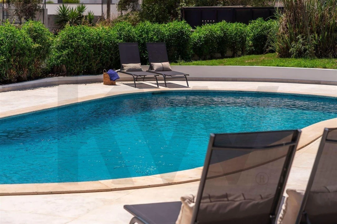 Moradia T4 para Venda em Albufeira e Olhos de Água Foto 33