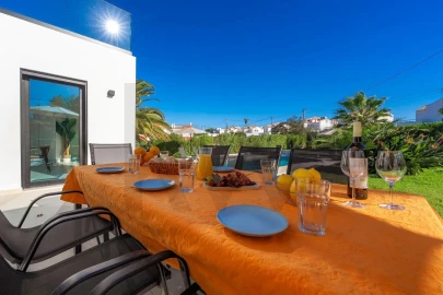 Moradia T4 para Venda em Albufeira e Olhos de Água