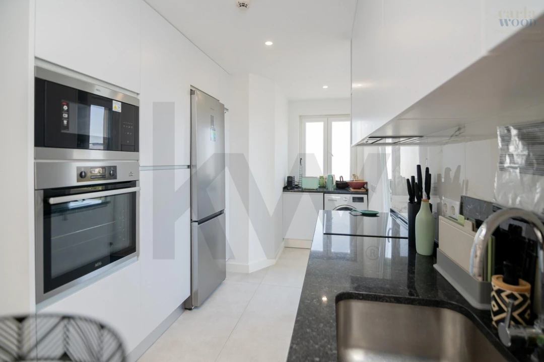 Apartamento T2 para Venda em Portimão Foto 11