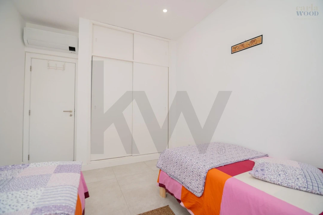 Apartamento T2 para Venda em Portimão Foto 21