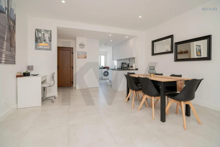 Apartamento T2 para Venda em Portimão Foto 6
