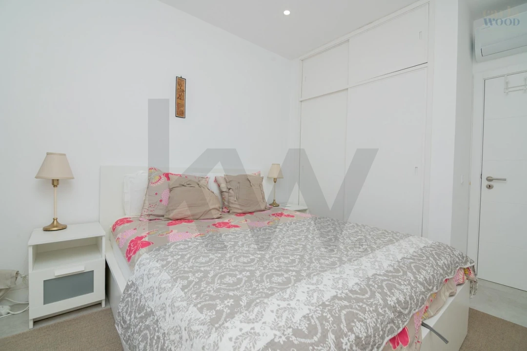 Apartamento T2 para Venda em Portimão Foto 19