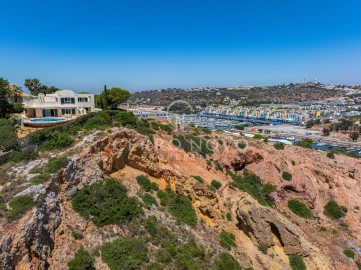 Moradia T4 para Venda em Albufeira e Olhos de Água