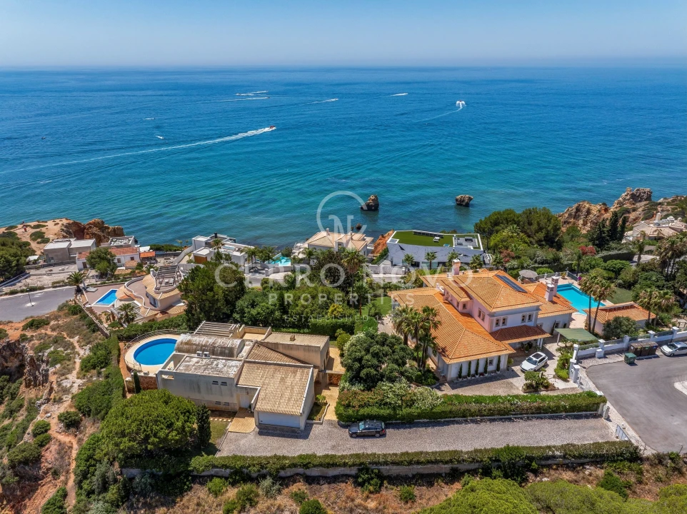 Moradia T4 para Venda em Albufeira e Olhos de Água Foto 32