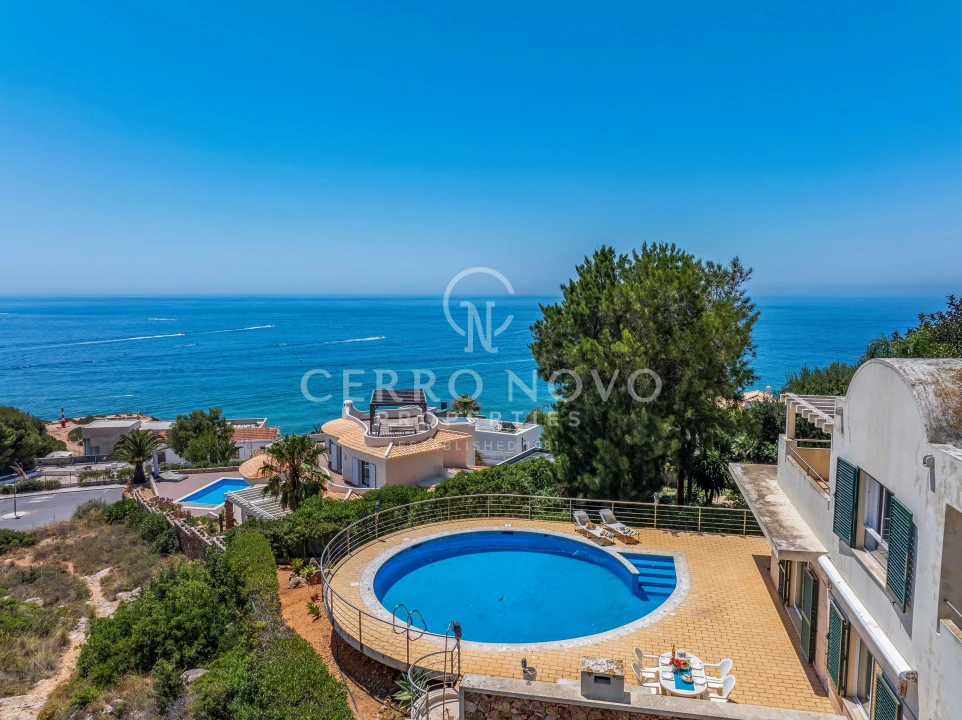 Moradia T4 para Venda em Albufeira e Olhos de Água Foto 8