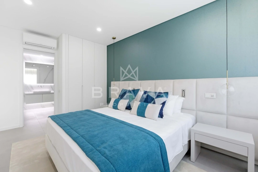 Apartamento T2 para Venda em Quarteira Foto 11