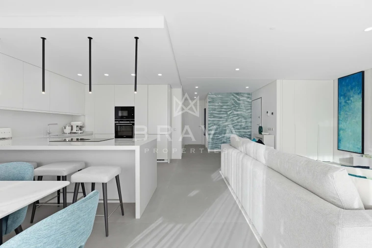 Apartamento T2 para Venda em Quarteira Foto 8
