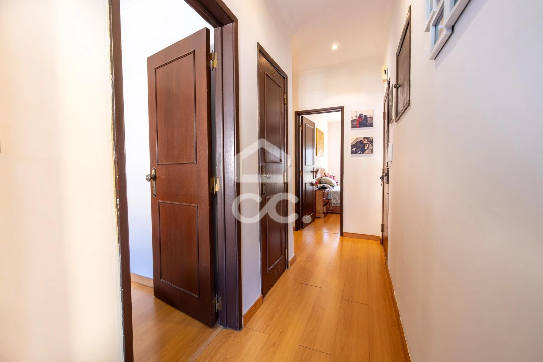Apartamento T2 para Venda em Barreiro e Lavradio Foto 11