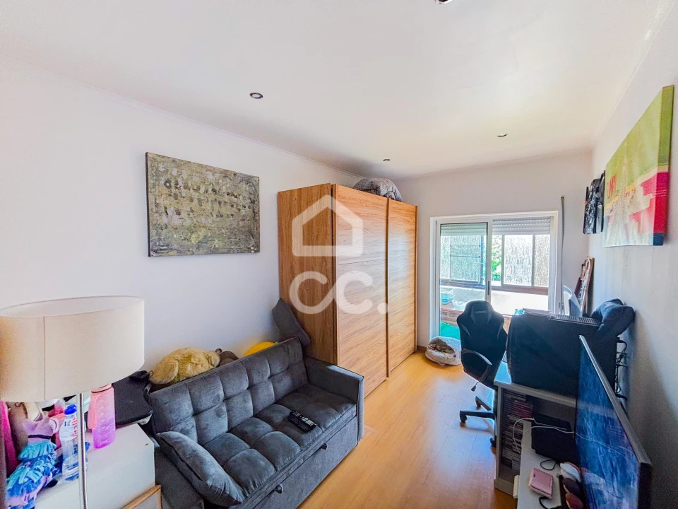 Apartamento T2 para Venda em Barreiro e Lavradio Foto 5