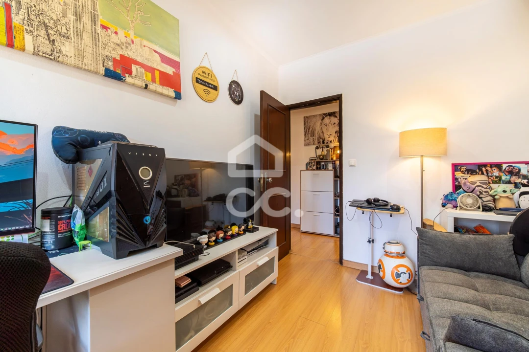 Apartamento T2 para Venda em Barreiro e Lavradio Foto 20