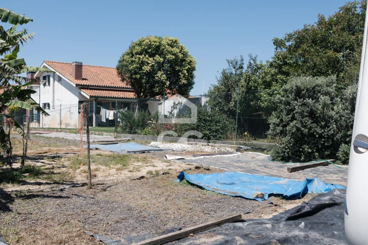 Terreno para Venda em Vila Chã Foto 12