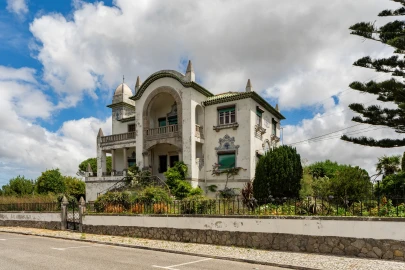 Moradia T5 para Venda em Agualva e Mira-Sintra