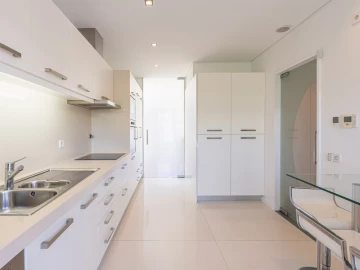 Moradia T4 para Venda em Madalena
