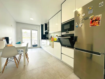 Apartamento T3 para Venda em Tavarede