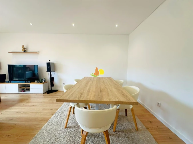 Apartamento T3 para Venda em Tavarede Foto 9