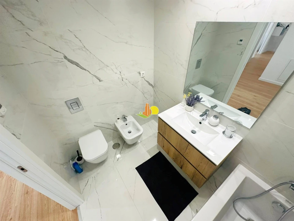 Apartamento T3 para Venda em Tavarede Foto 21