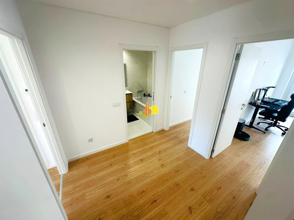Apartamento T3 para Venda em Tavarede Foto 19
