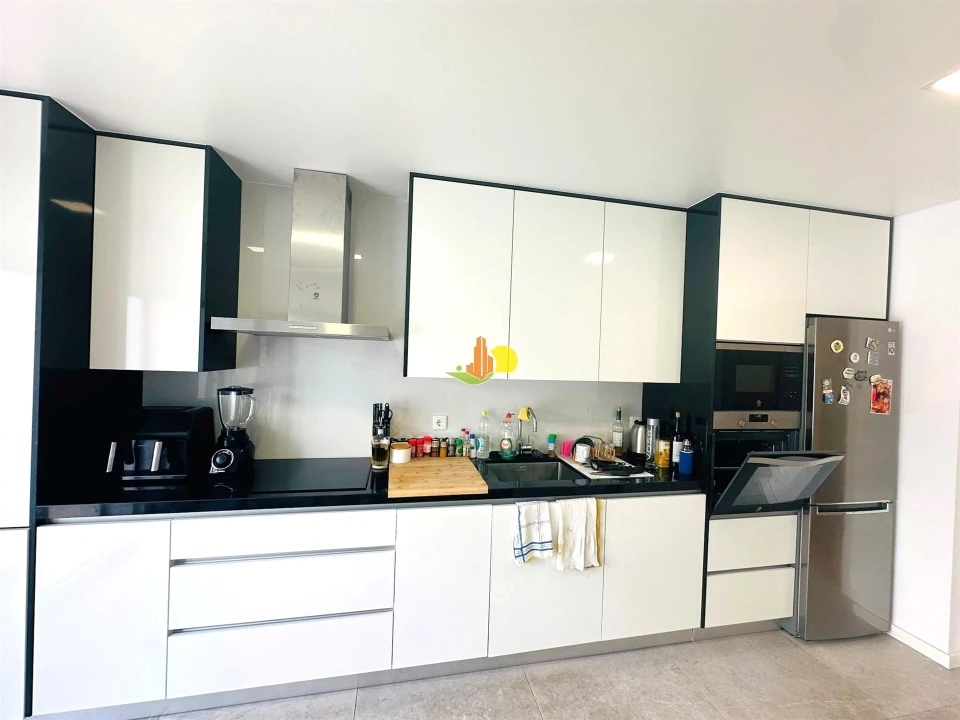 Apartamento T3 para Venda em Tavarede Foto 5