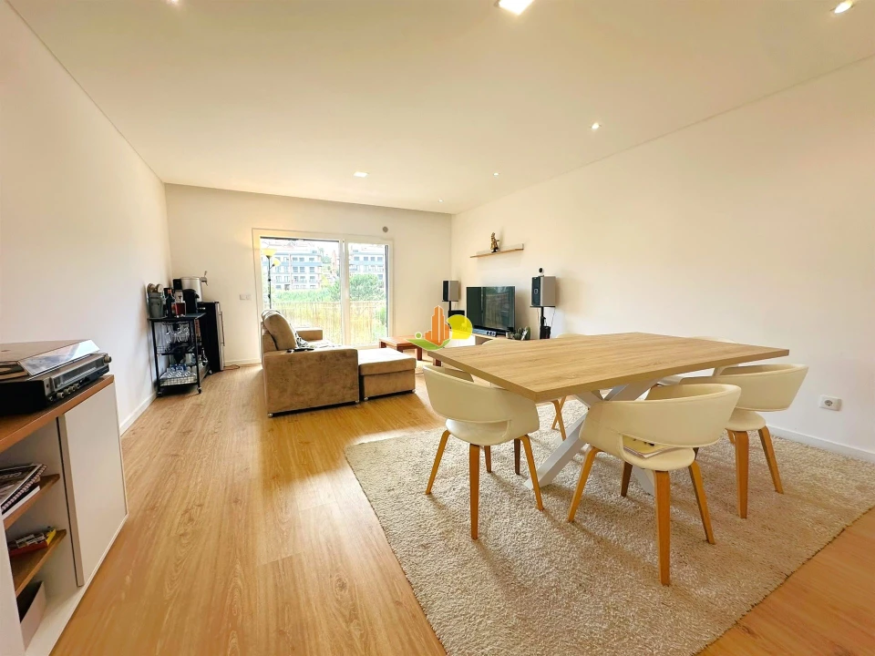 Apartamento T3 para Venda em Tavarede Foto 1