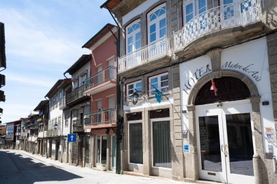 Apartamento T2 para Arrendamento em Oliveira, São Paio e São Sebastião