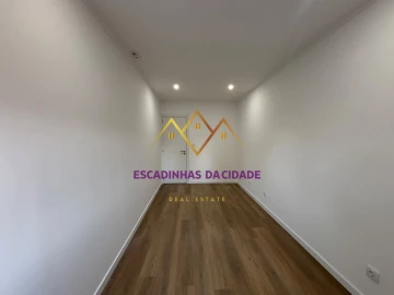 Apartamento T2 para Venda em Odivelas