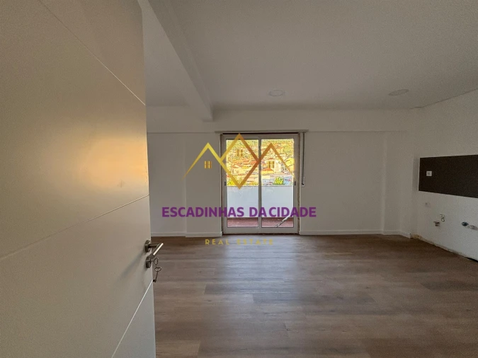 Apartamento T2 para Venda em Odivelas Foto 15