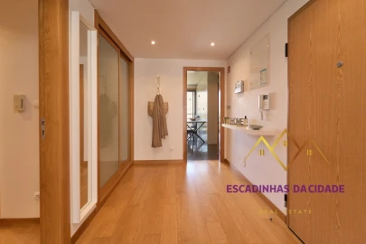 Apartamento T3 para Arrendamento em Parque das Nações