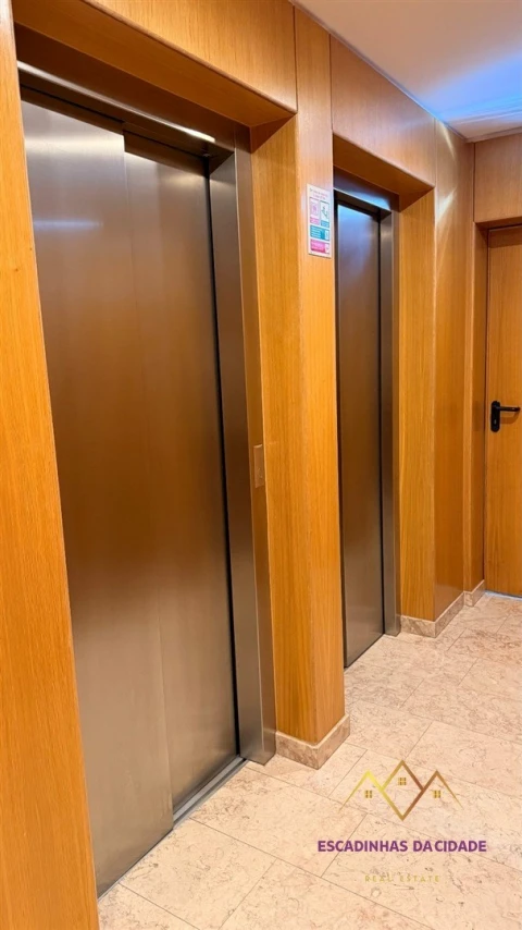 Apartamento T3 para Arrendamento em Parque das Nações