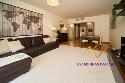 Apartamento T3 para Arrendamento em Parque das Nações